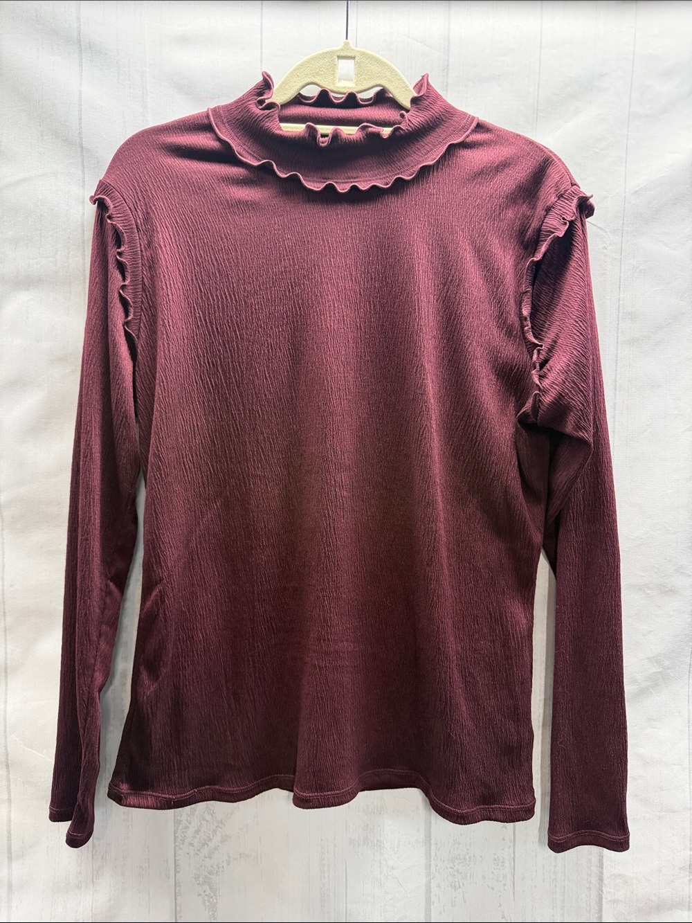 Who What Wear Red Wine Ruffled Lettuce Edge Mock Neck Long-Sleeve Top Size Large